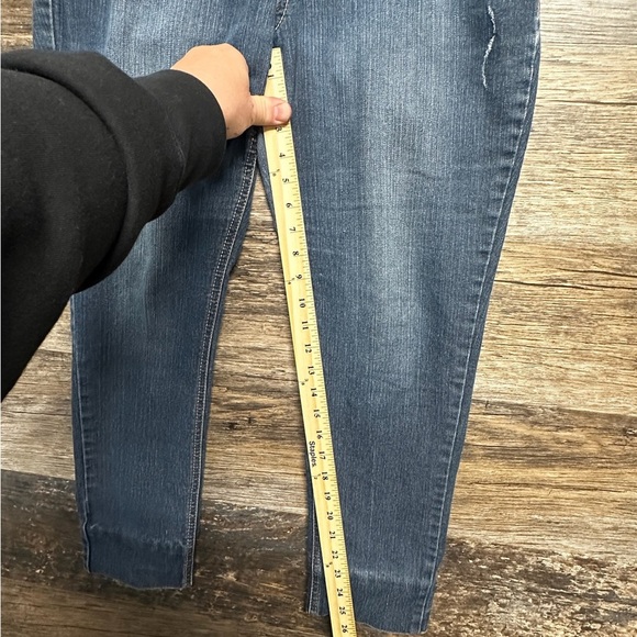 Componix Cropped Blue Ankle Jeans with Relaxed Style Womens 12 - Picture 3 of 10